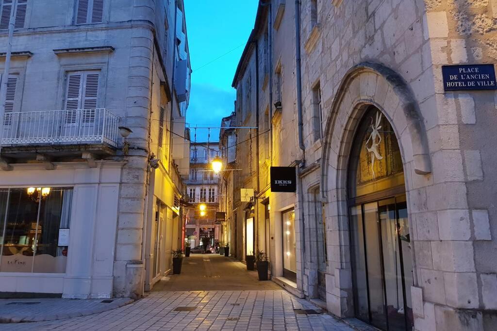 Apartament Superbe Loft T4 De 96 M2 Au Coeur Périgueux Zewnętrze zdjęcie